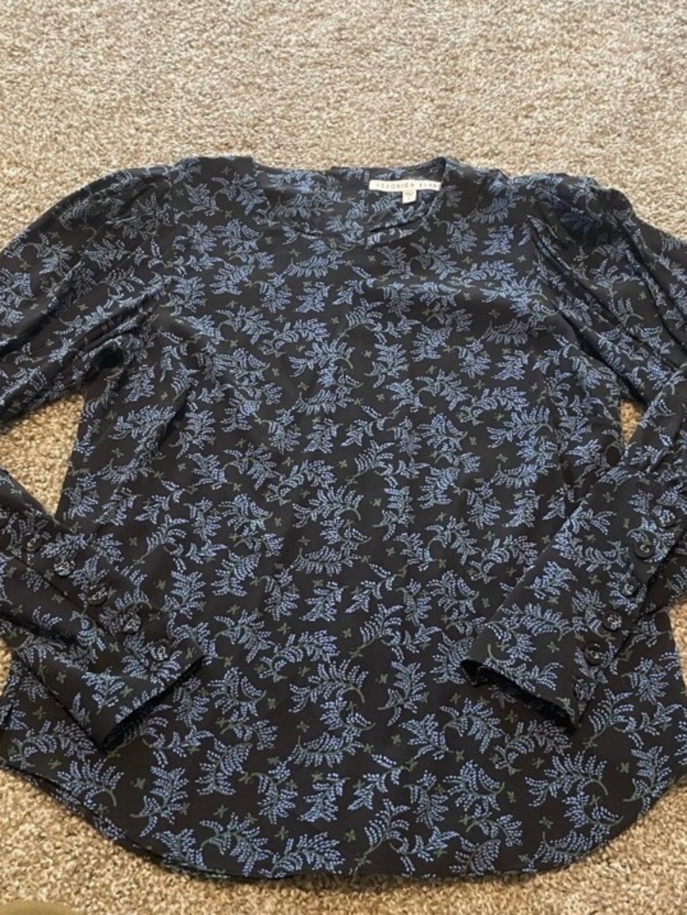 Veronica Beard Clarke Silk Puff Sleeve blouse 8 floral buttons - Picture 11 of 12